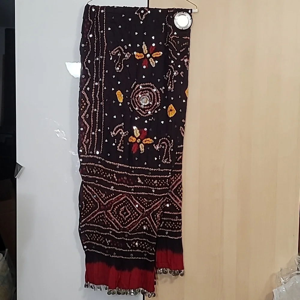Woman's Scarf Dupatta Hand Stitched 81”x 38” Women's COOP, Sawai Madhapur, India